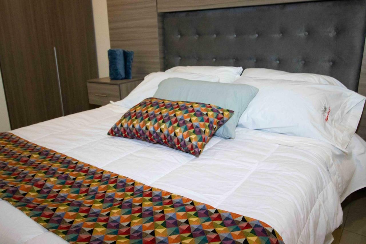 Hotel Madrid Plaza Colombia Dış mekan fotoğraf
